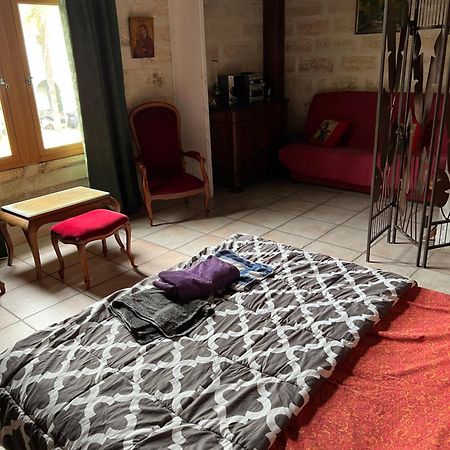 La Maison Sur La Place Aigues-Mortes Esterno foto