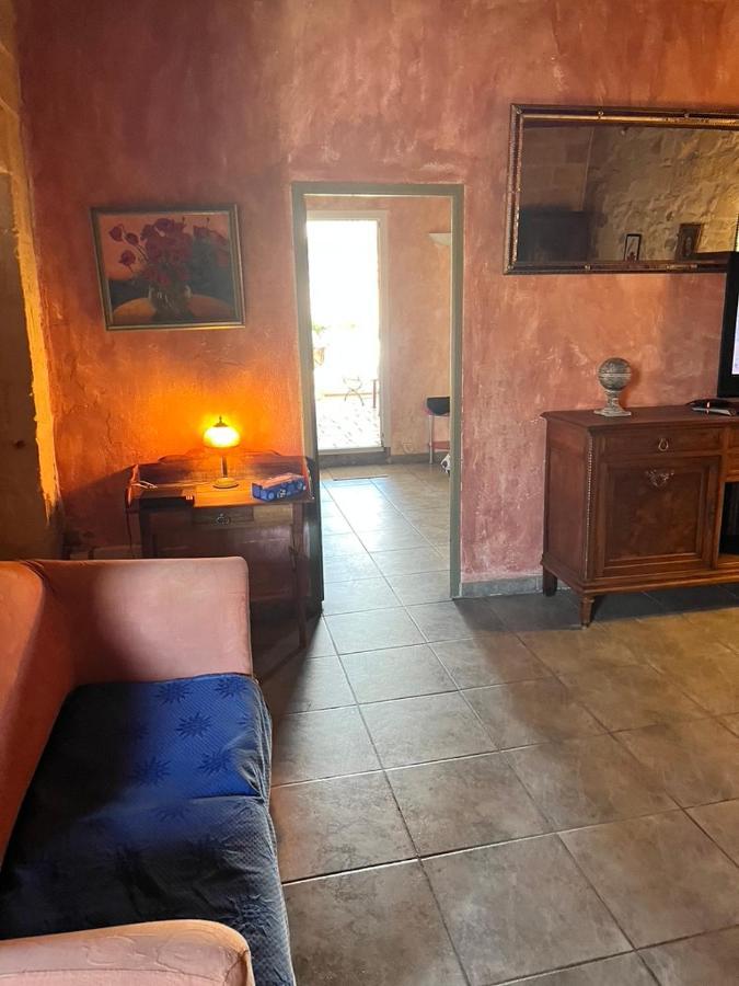 La Maison Sur La Place Aigues-Mortes Esterno foto