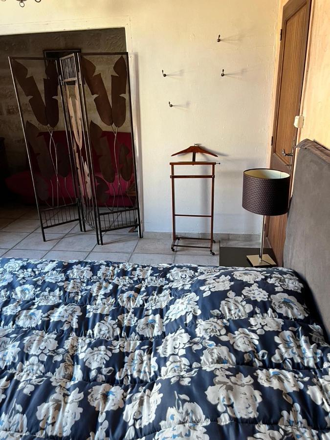 La Maison Sur La Place Aigues-Mortes Esterno foto