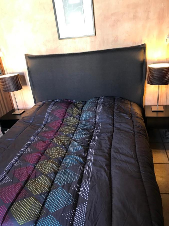 La Maison Sur La Place Aigues-Mortes Esterno foto
