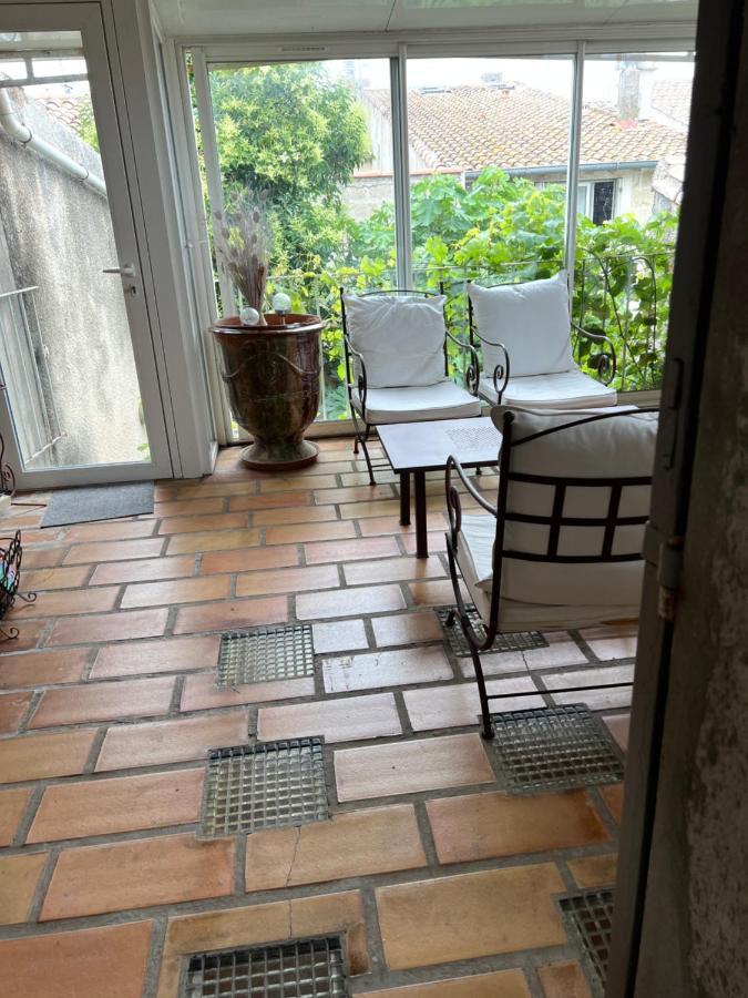 La Maison Sur La Place Aigues-Mortes Esterno foto